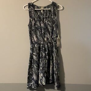 Converse Size Small Elegant Blue and White Sleeveless Dress NWT